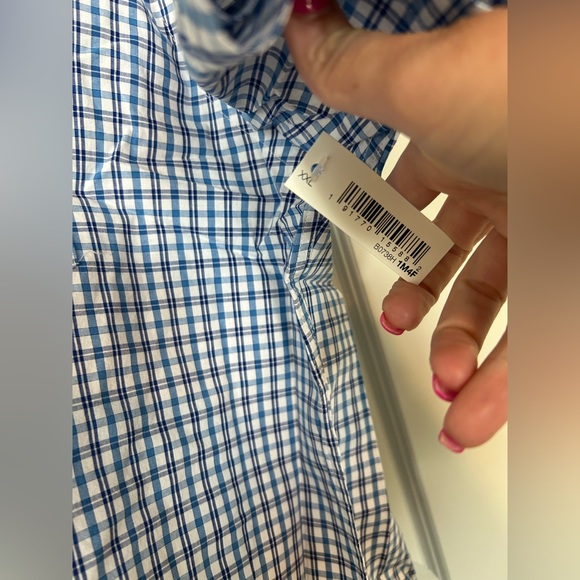 Amazon Essentials Men's Regular-Fit Short-Sleeve Poplin Shirt - Picture 11 of 16